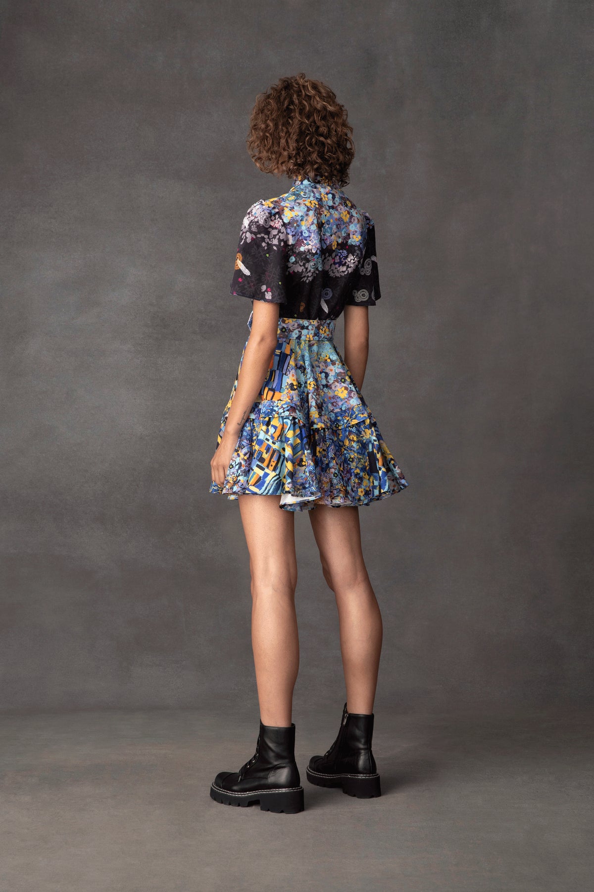 Leo & Lin Flower Garden Short Dress - Print – Dress Hire AU